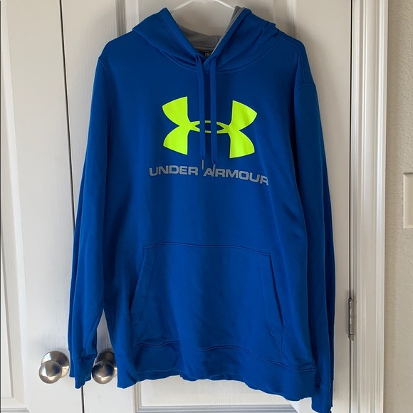 under armour men's sweatshirt